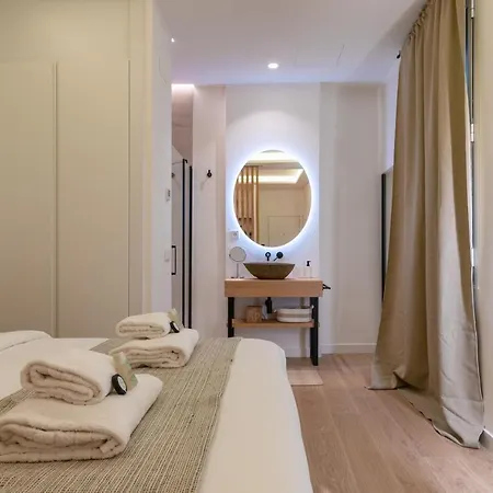 Apartamento De Diseno Puerta Del Sol Madrid Exterior photo